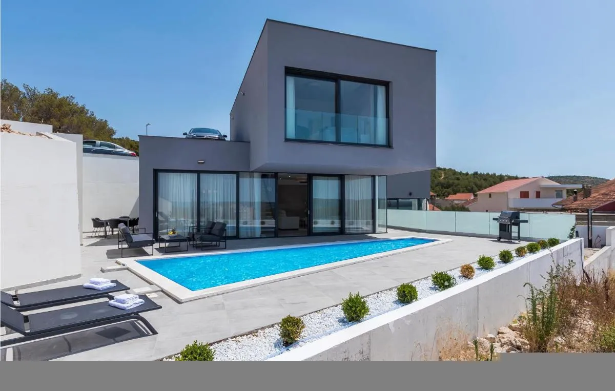 Image of 2 Bedroom Amazing Home In Sibenik