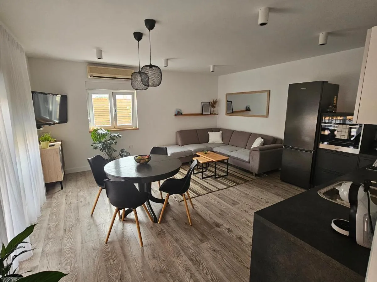 Image 3 of Apartman Laura