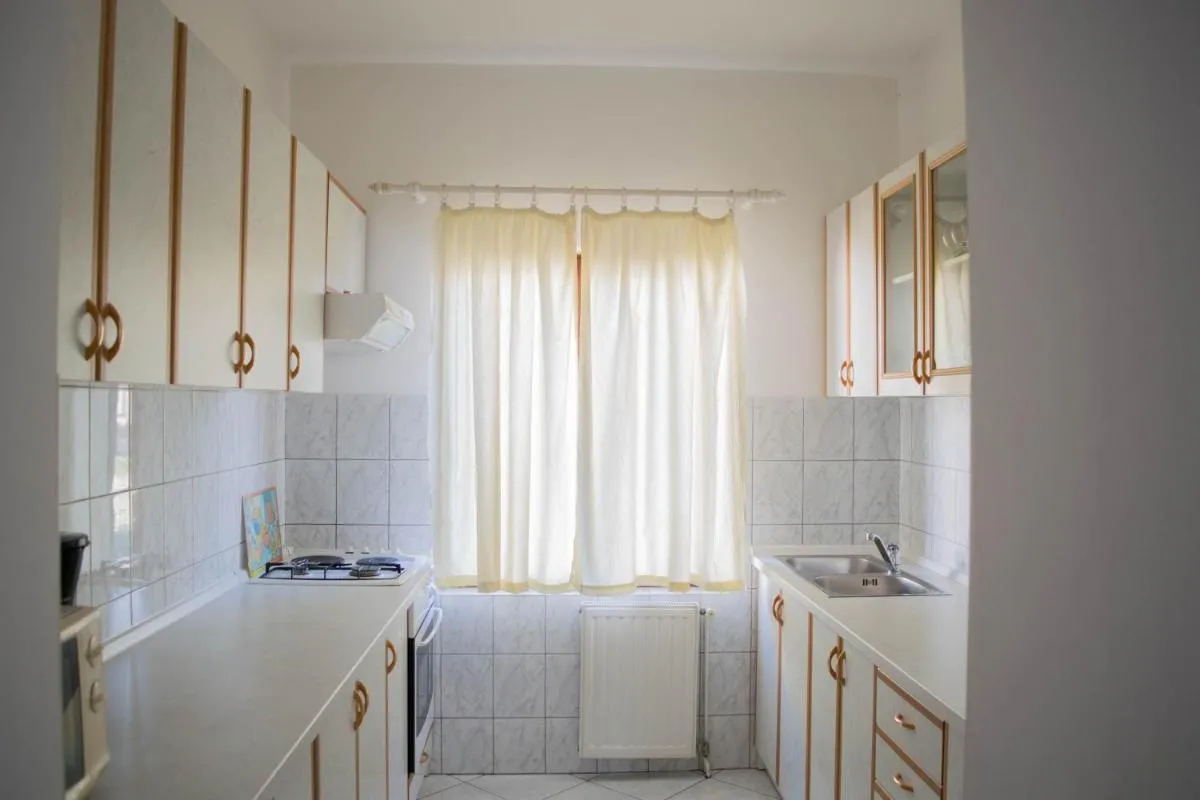 Image 2 of Apartman Luka
