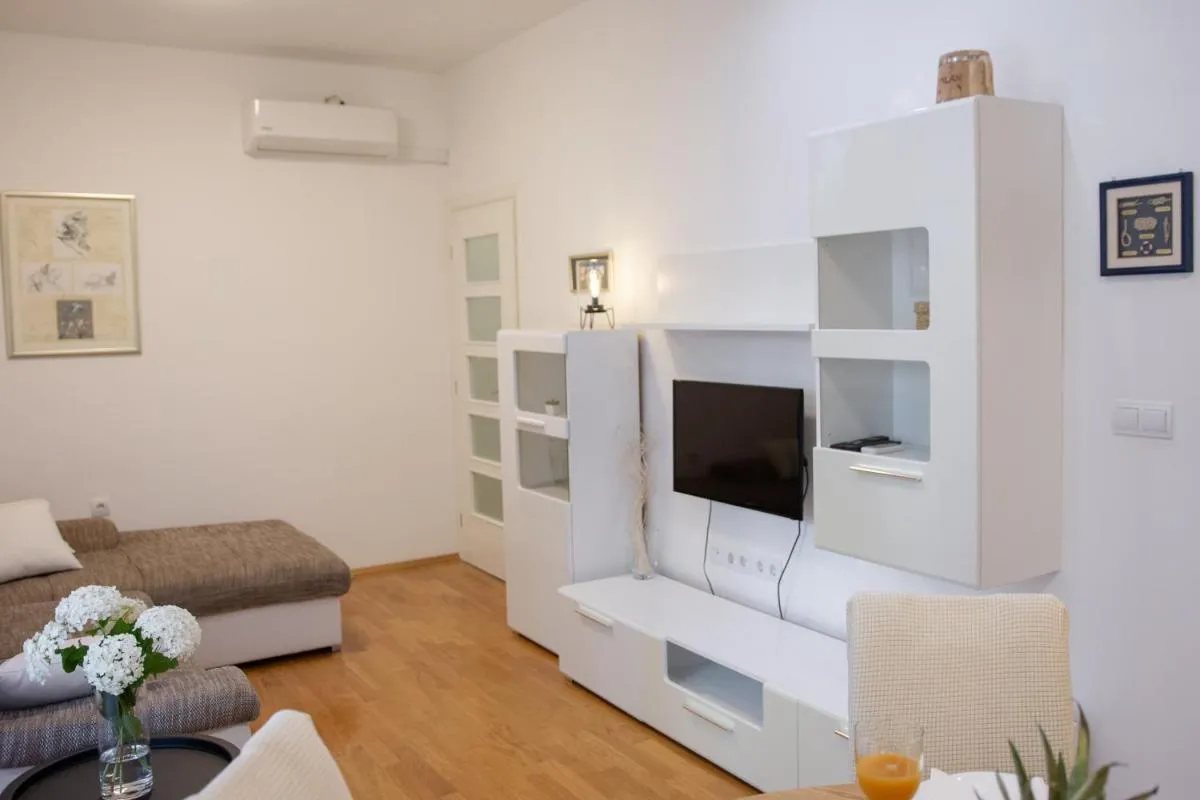 Image 1 of Apartman Maša