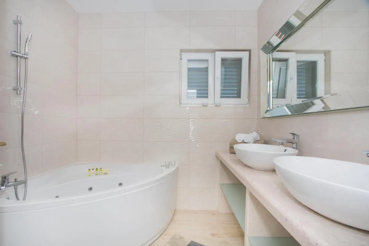 Image 2 of Apartman Slavice