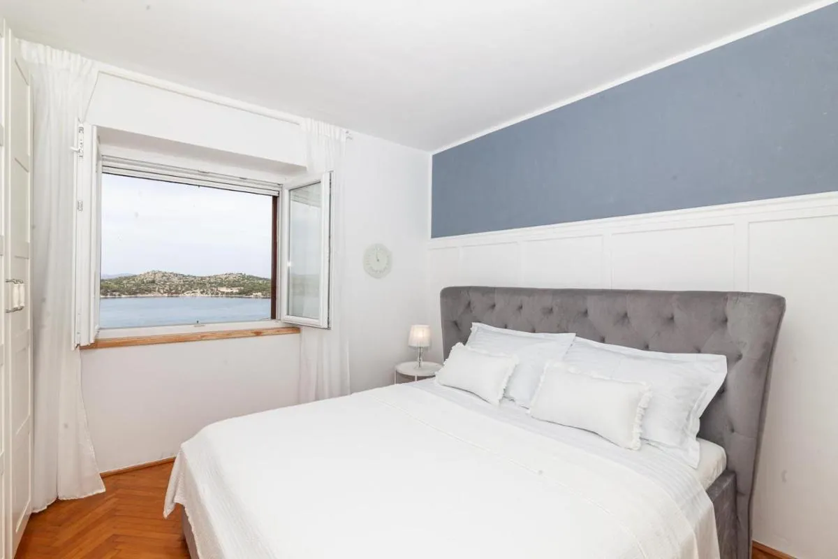 Image 1 of Apartment Best Sea View – in old town