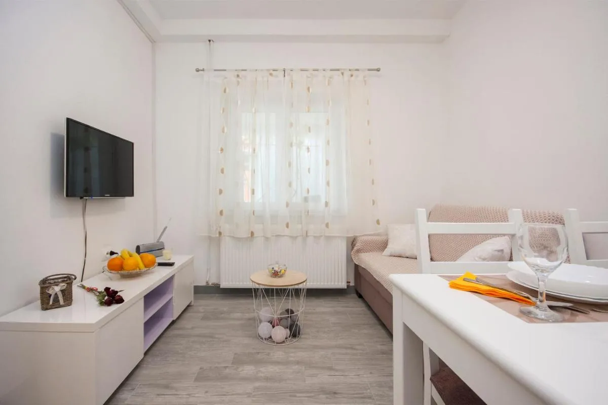 Image 4 of Apartment Marsela