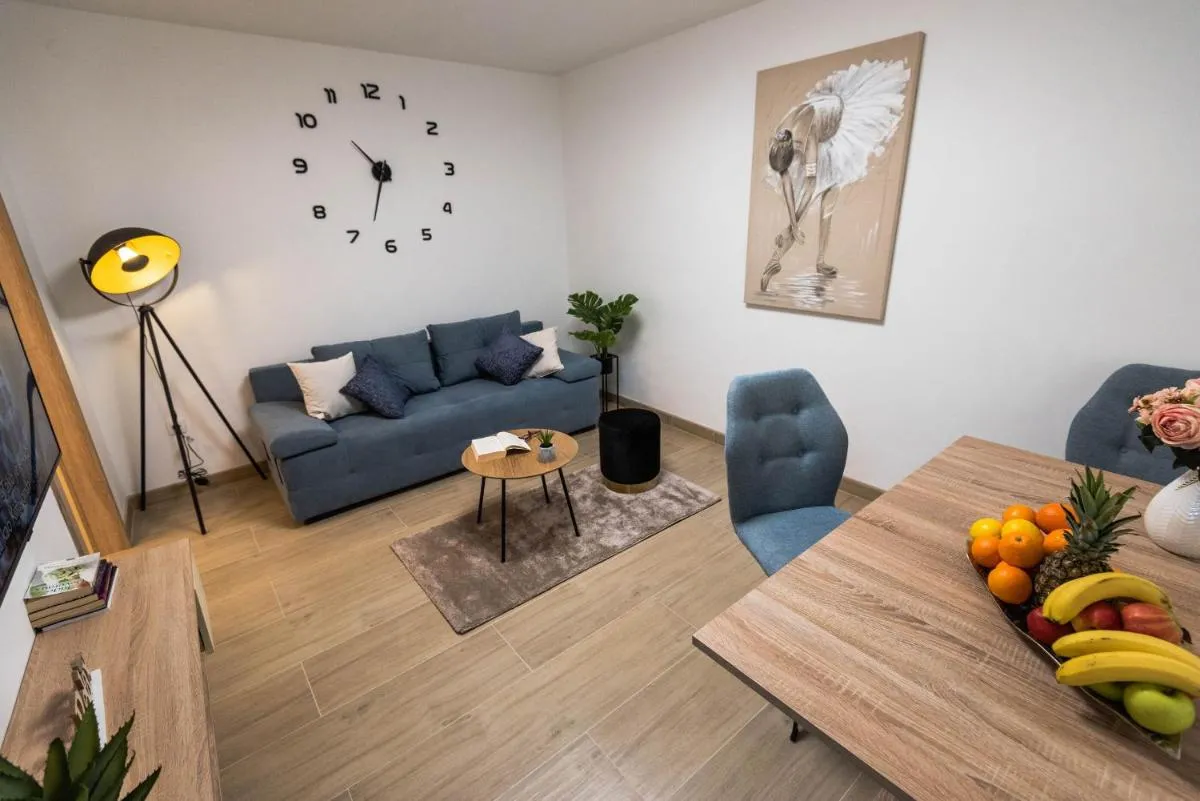 Image 4 of Apartment N & D