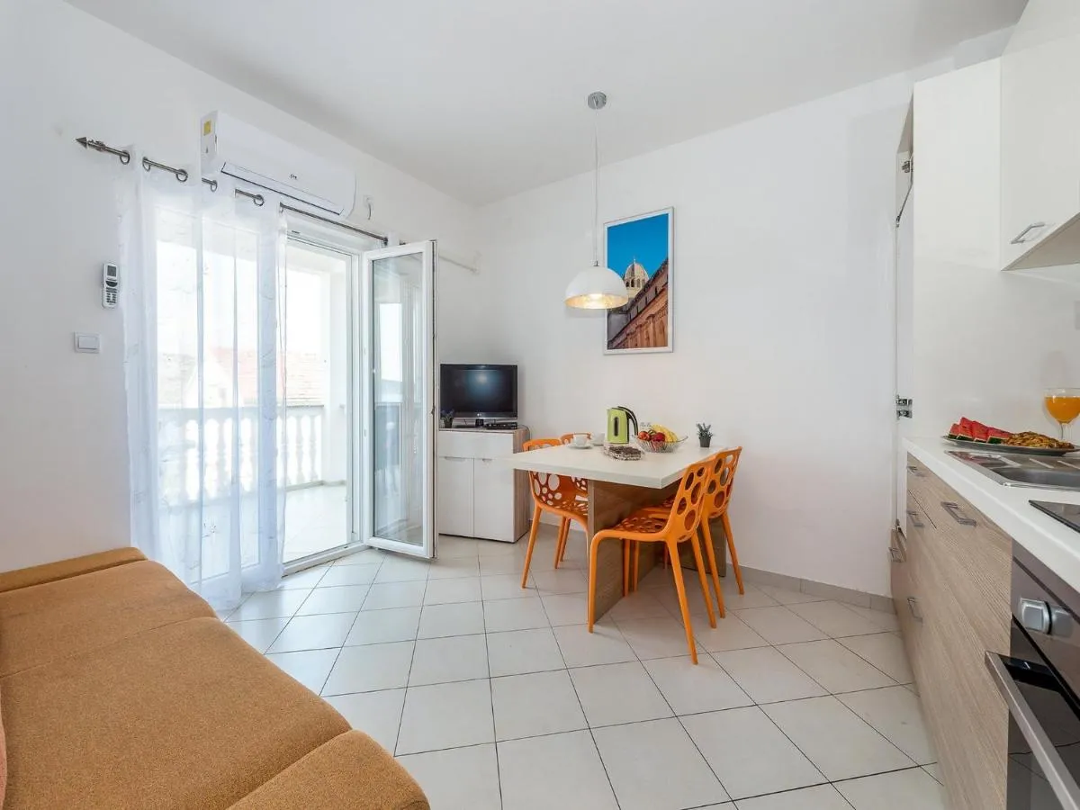 Image 5 of Apartments Gulin