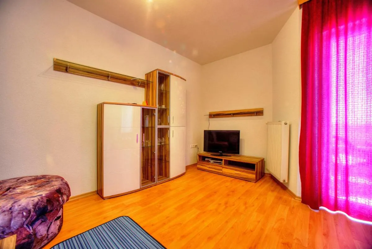 Image 4 of Apartments Peran
