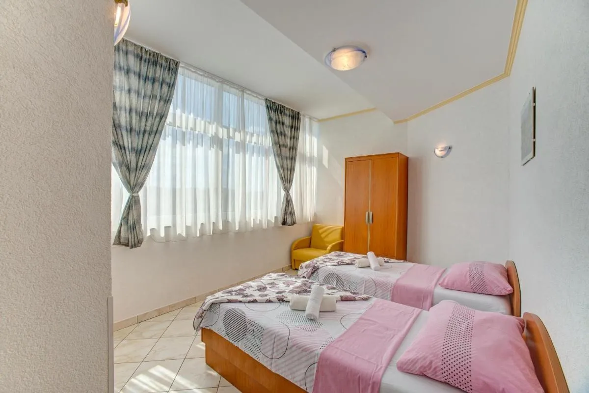 Image 1 of Apartments Plavi Biser