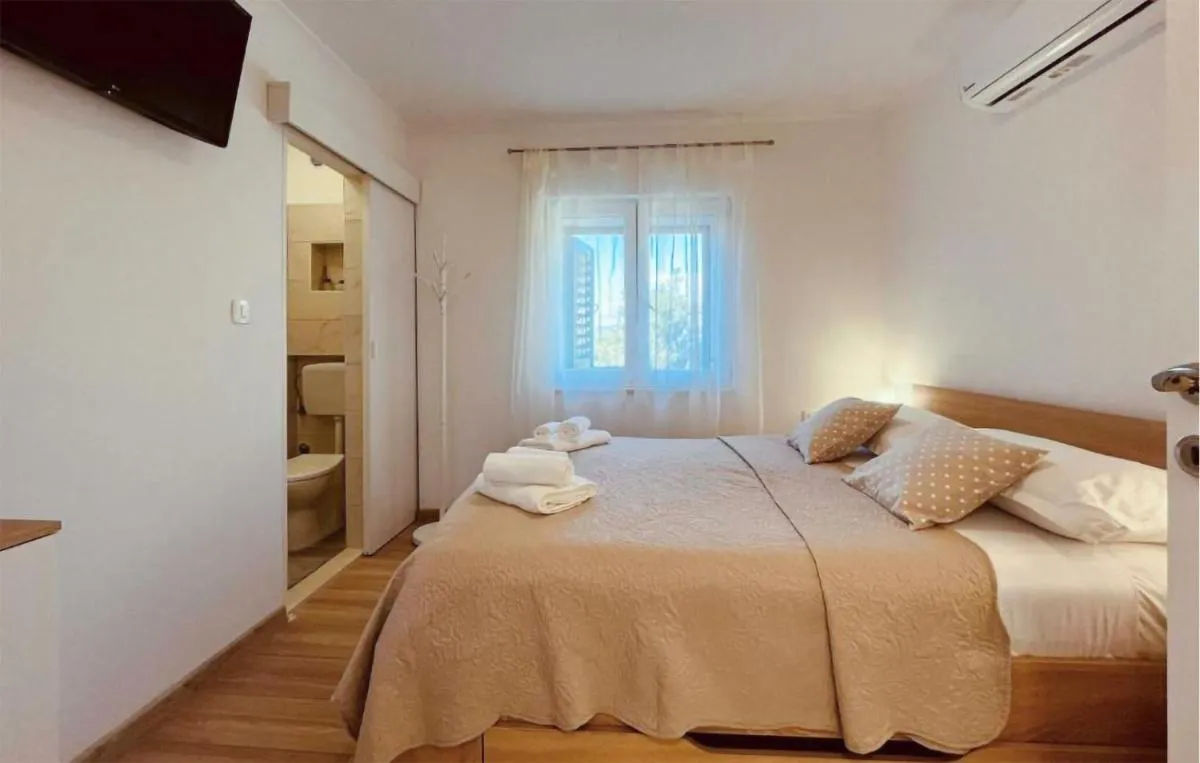 Image 6 of Awesome Home In Sibenik With Kitchen