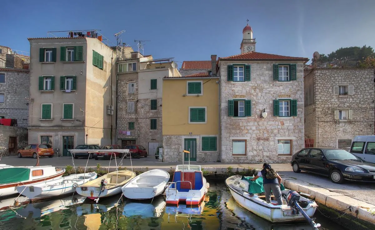 Image 5 of Casa Marina Apartments