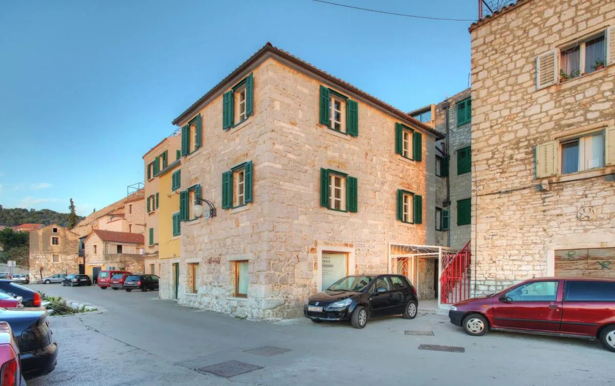 Image 4 of Casa Marina Apartments