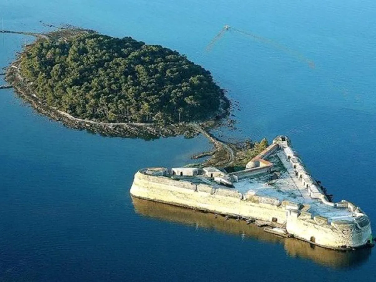 Image 2 of Charming apartment with sea view in Sibenik 38 m²
