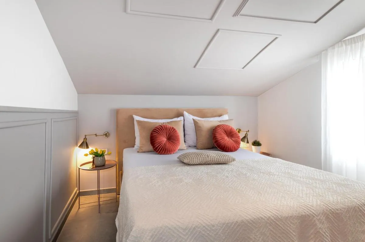 Image 5 of DANICA Luxury SeaSide Apartment