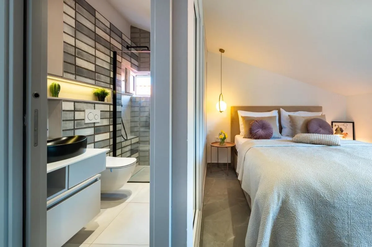 Image 1 of DANICA Luxury SeaSide Apartment