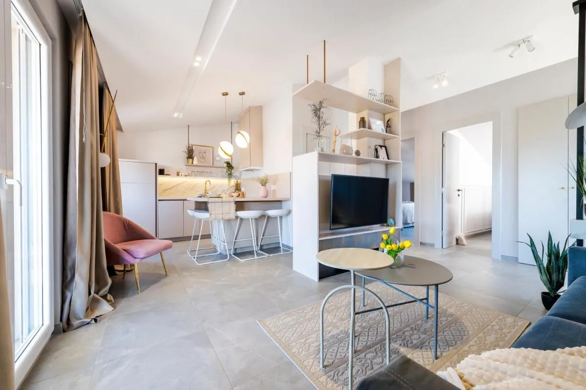 Image 4 of DANICA Luxury SeaSide Apartment