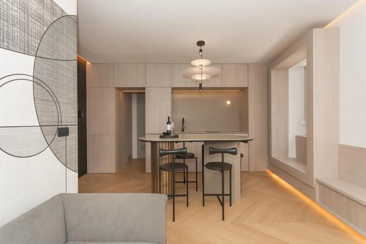 Image 1 of Étoile apartment