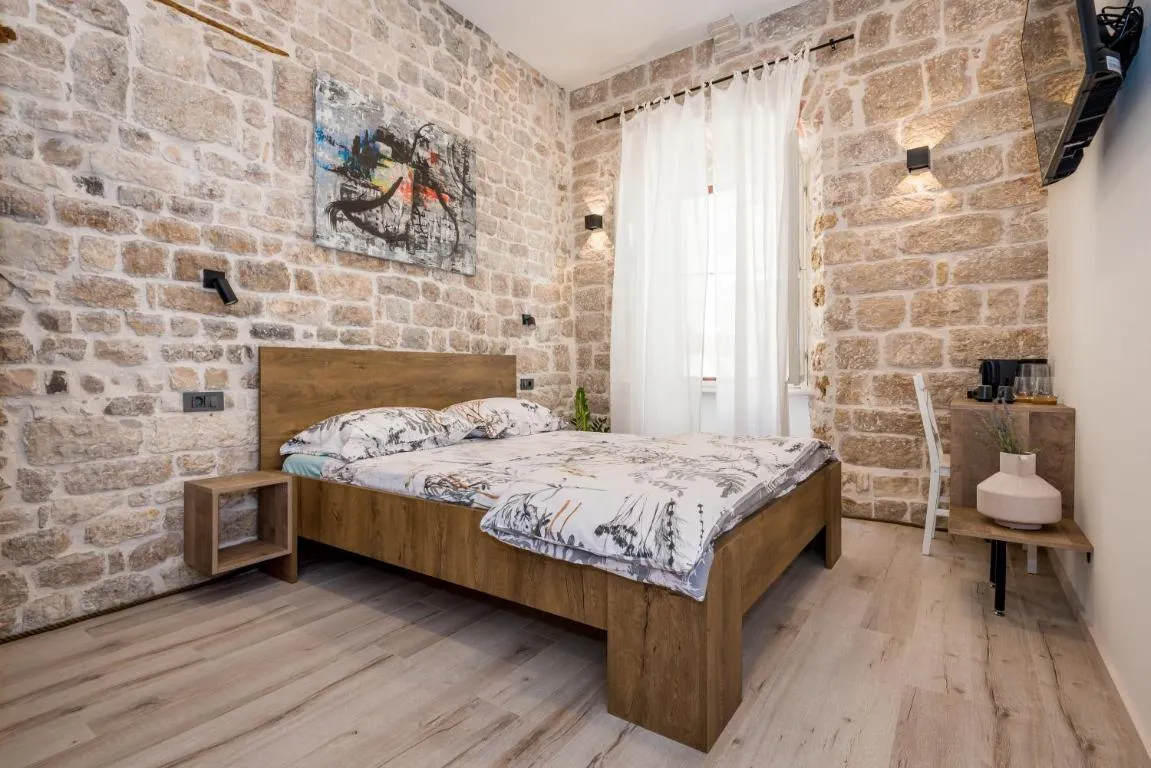 Image of House Poletti