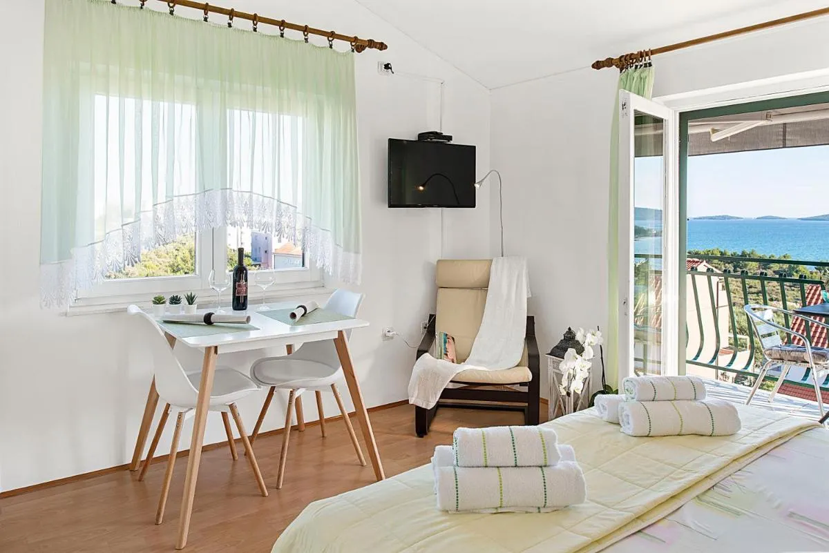 Image 4 of Jimy Apartments
