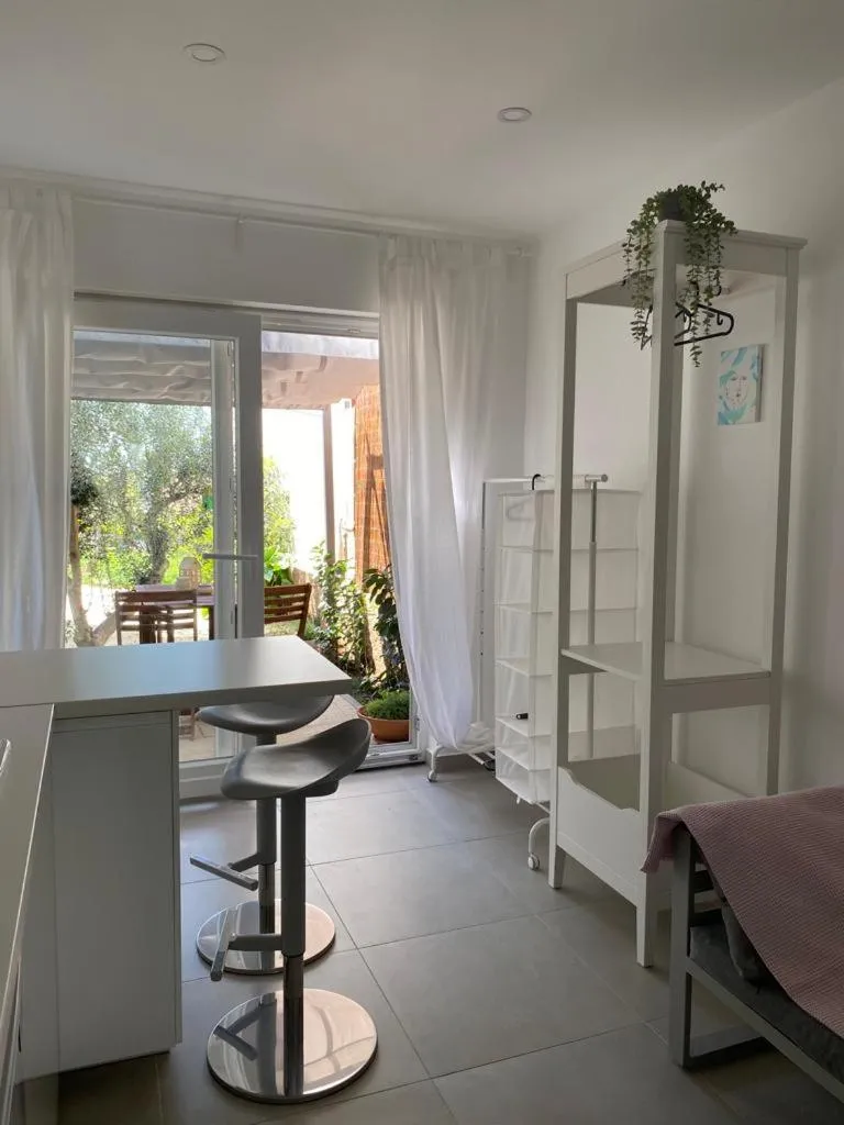 Image 4 of Lovely Suite