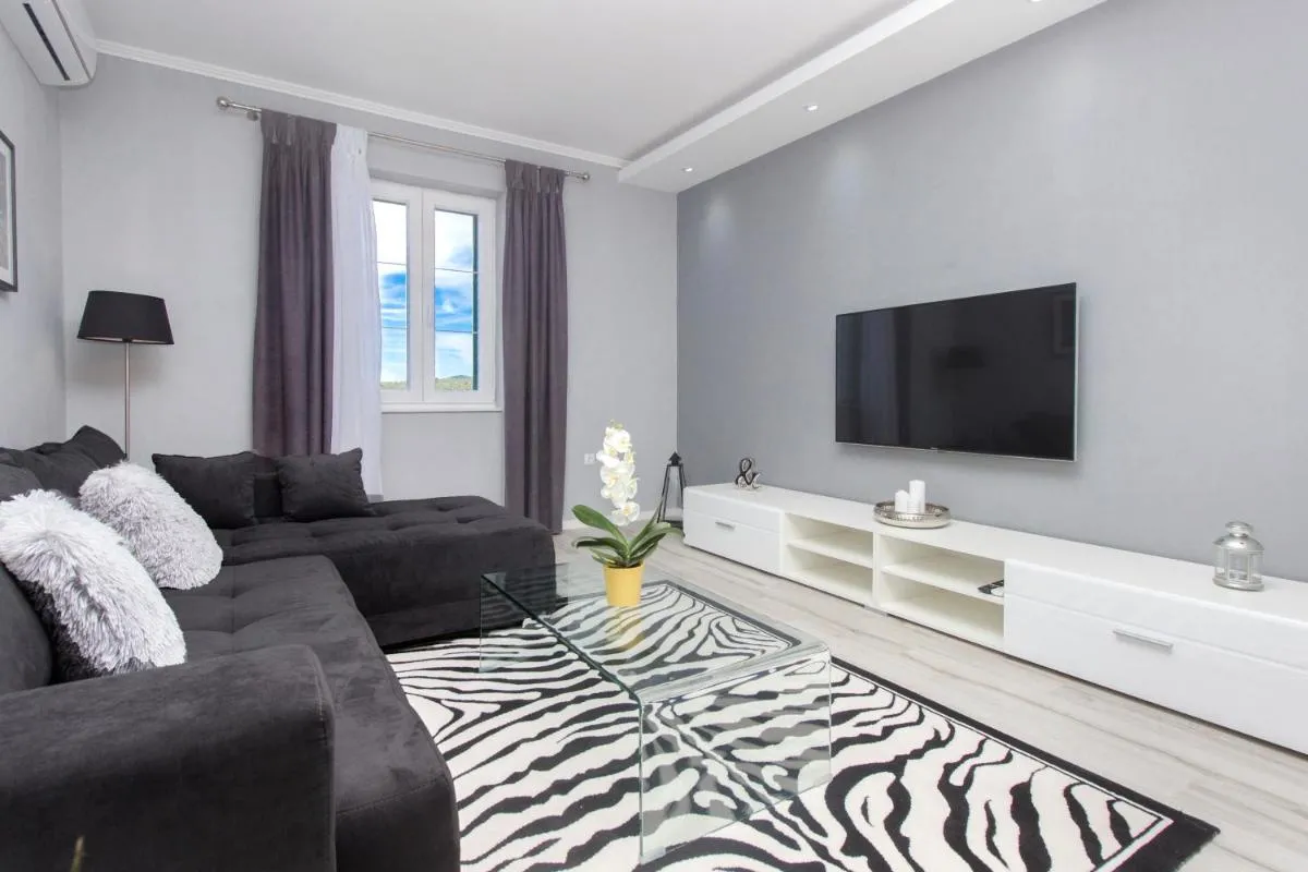 Image 5 of Mandalina Suite
