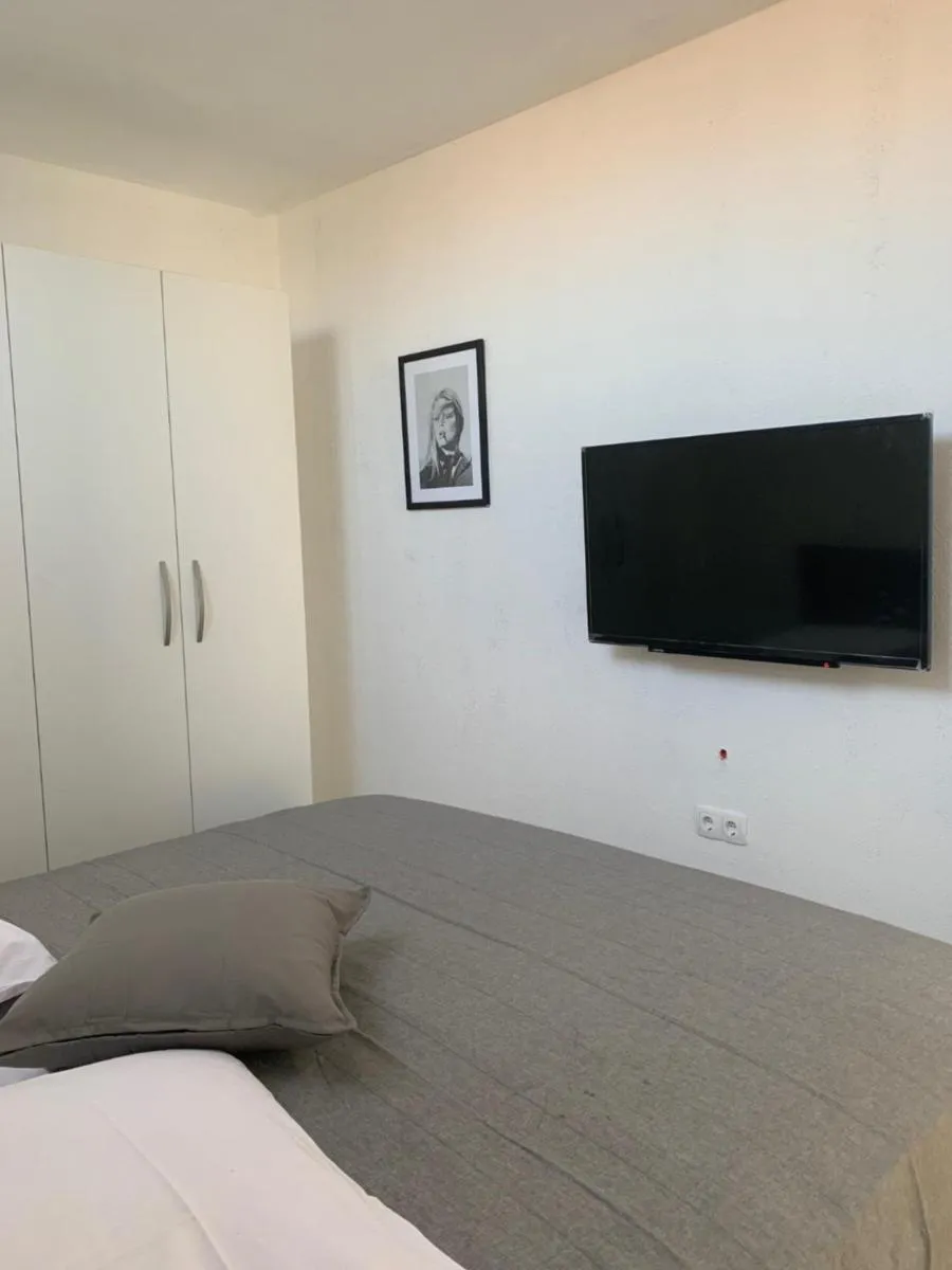 Image 4 of Modern Apartments Day