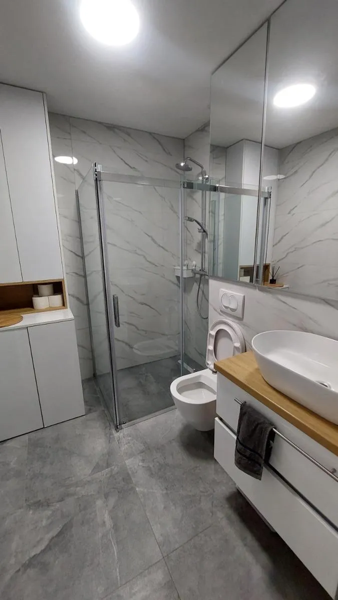 Image 2 of NEW Luxury Apartment Vidici