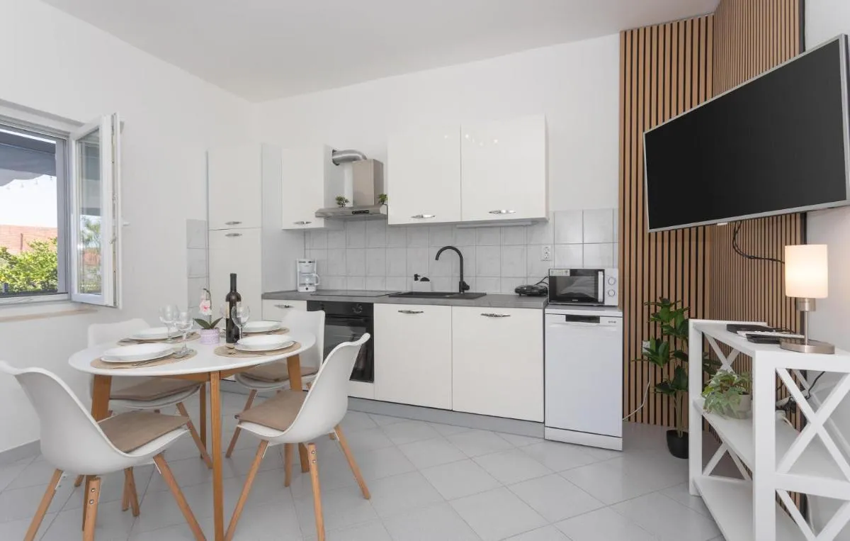 Image 3 of Nice Apartment In Sibenik With Kitchen