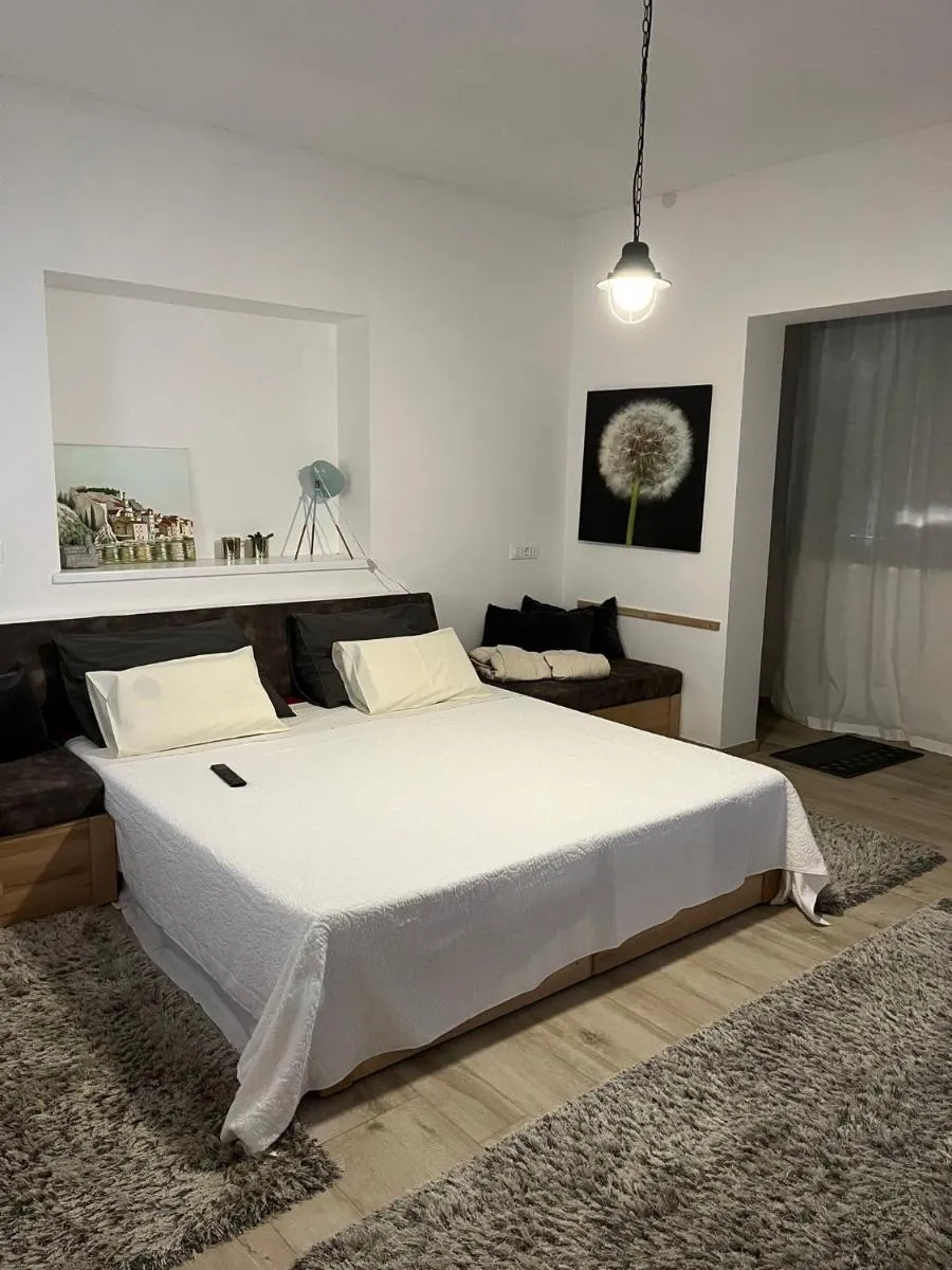 Image 3 of Romantic apartments