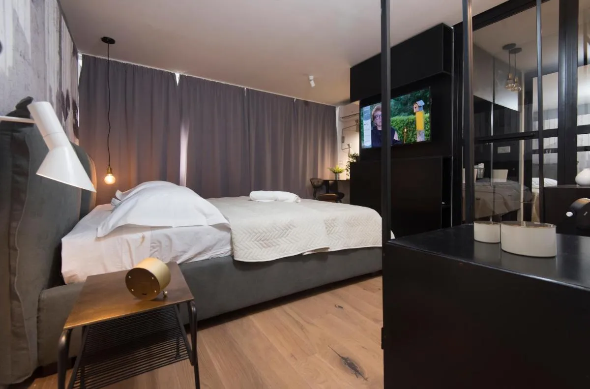 Image 6 of Sibinicum luxury rooms