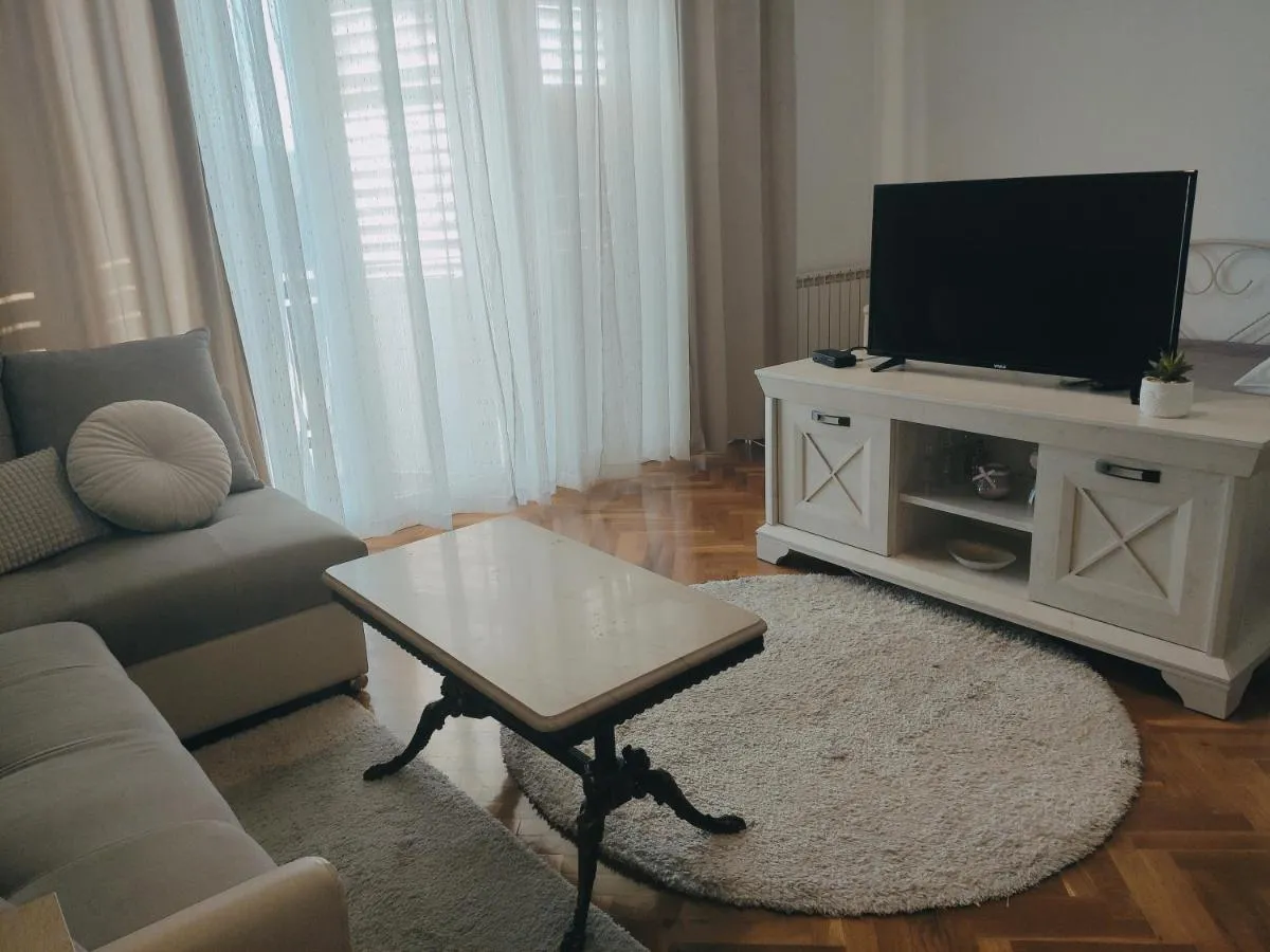 Image 4 of Siesta Apartments