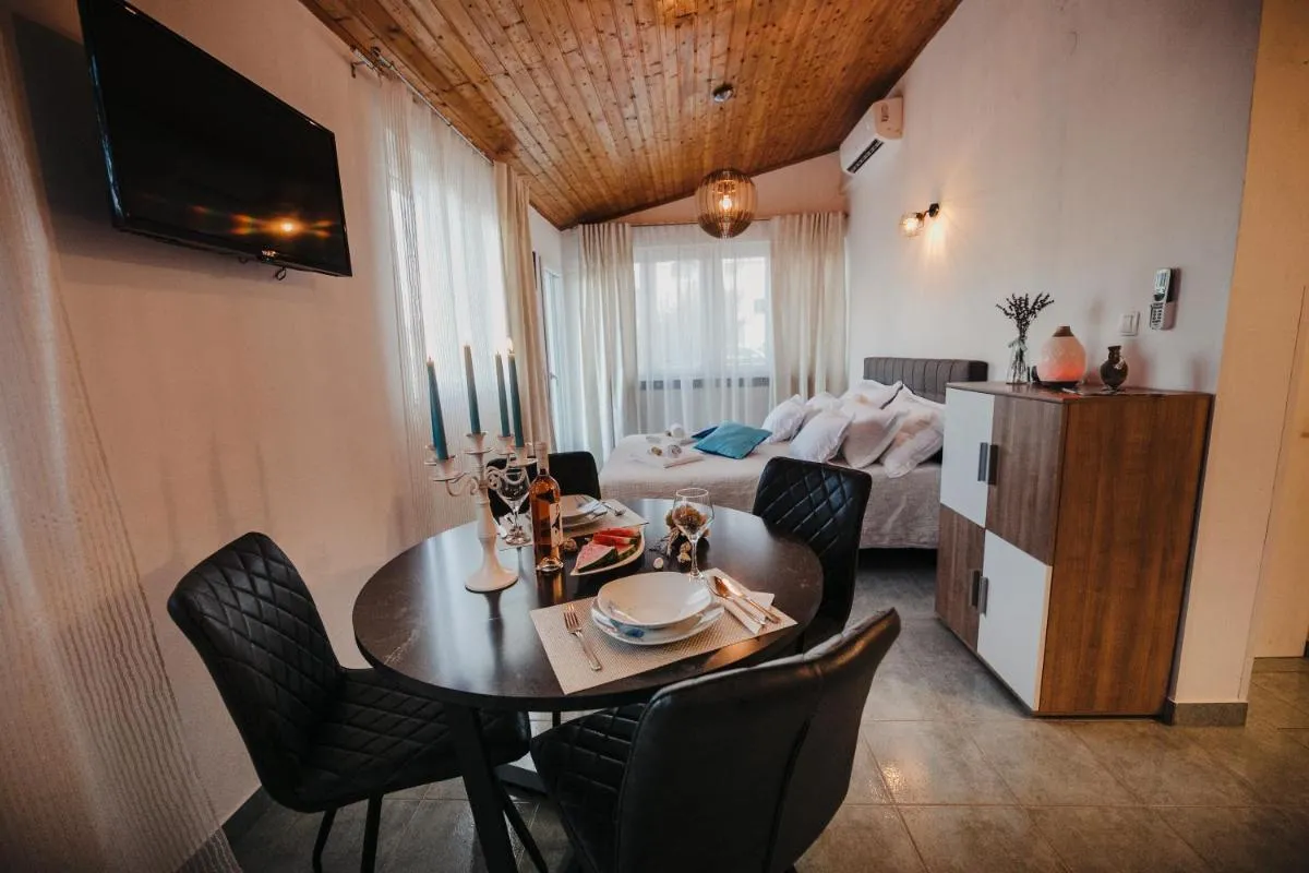 Image 3 of Studio apartmant Tonka