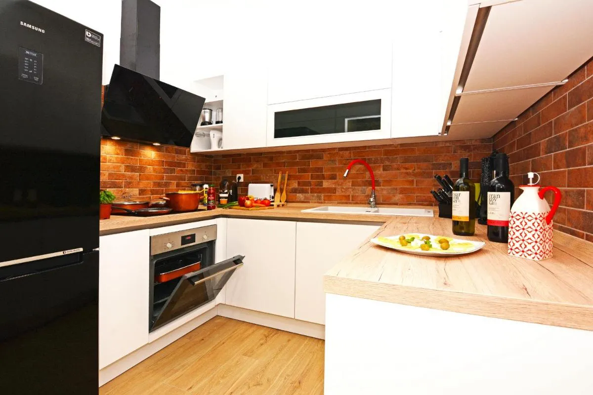 Image 5 of XY Suites – Design Apartments