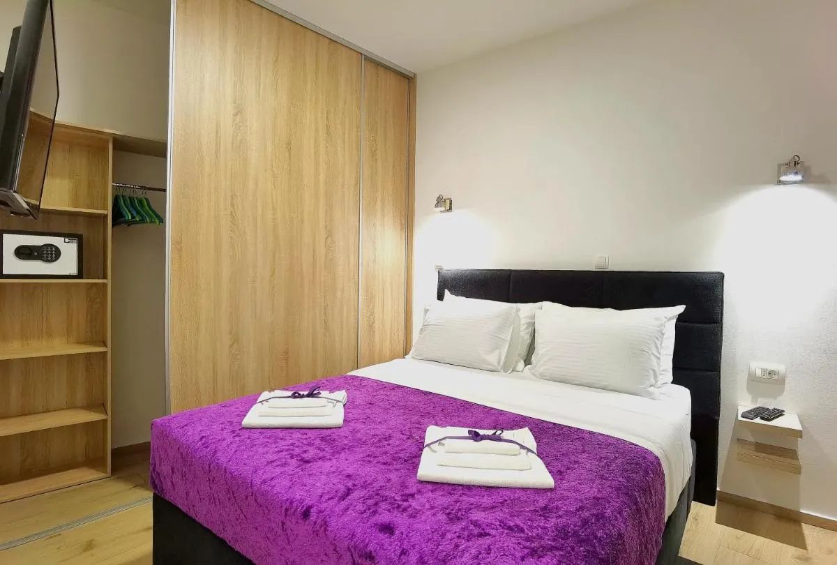Image 3 of XY Suites – Design Apartments