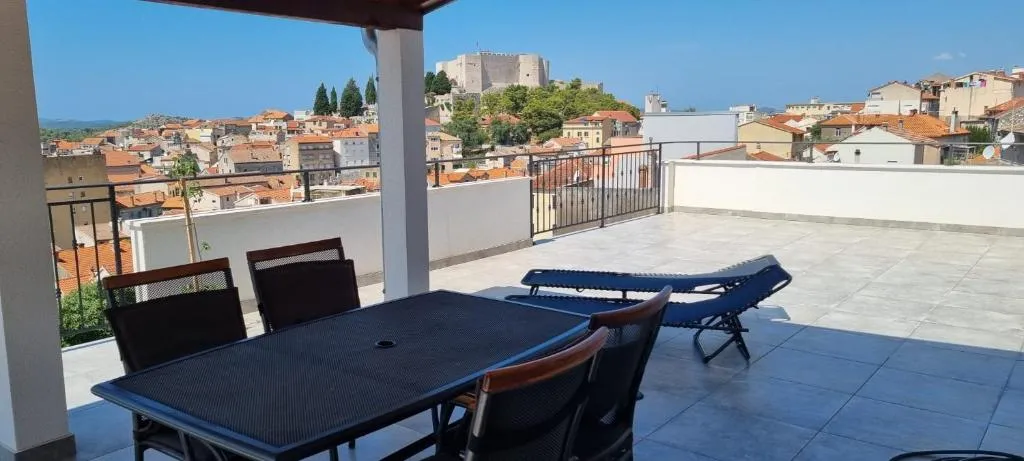 Image of Apartman Bebe in old town- with FREE PARKING