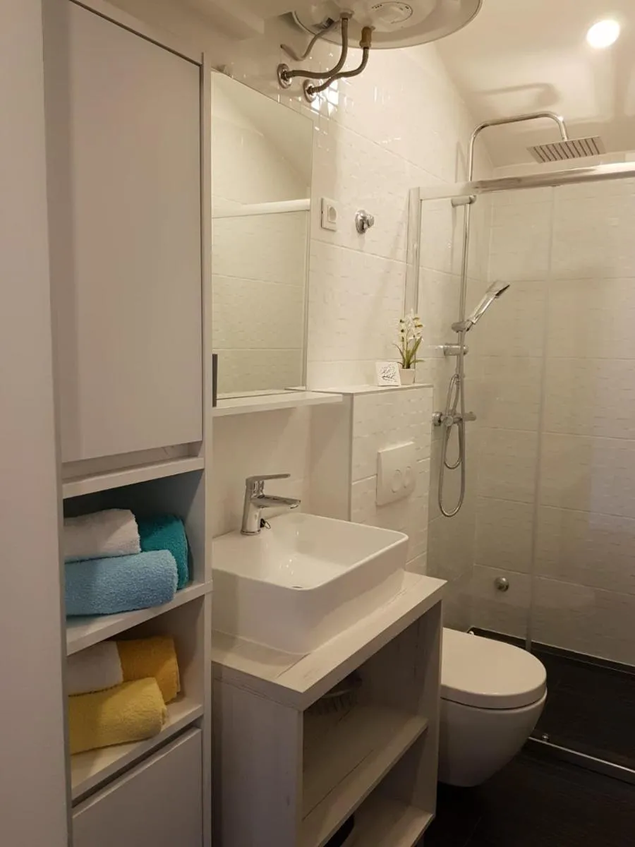 Image 5 of Apartman Elana