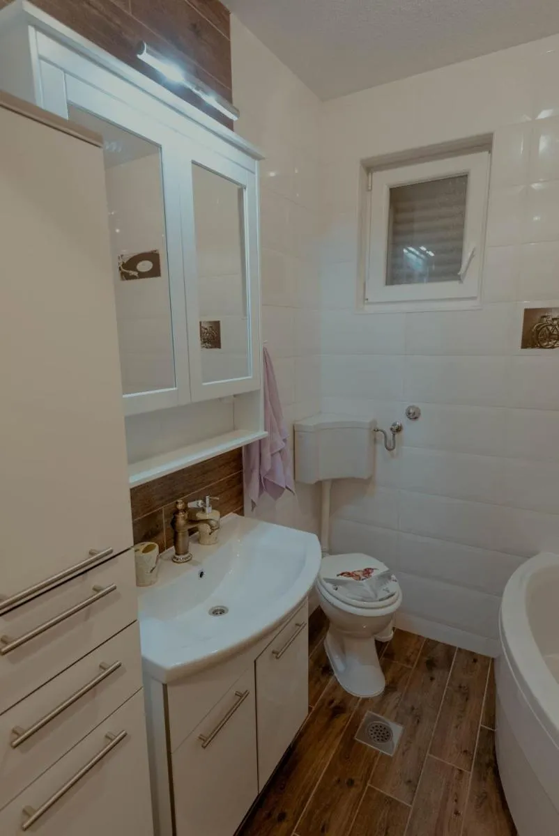 Image 3 of Apartman Fjaka