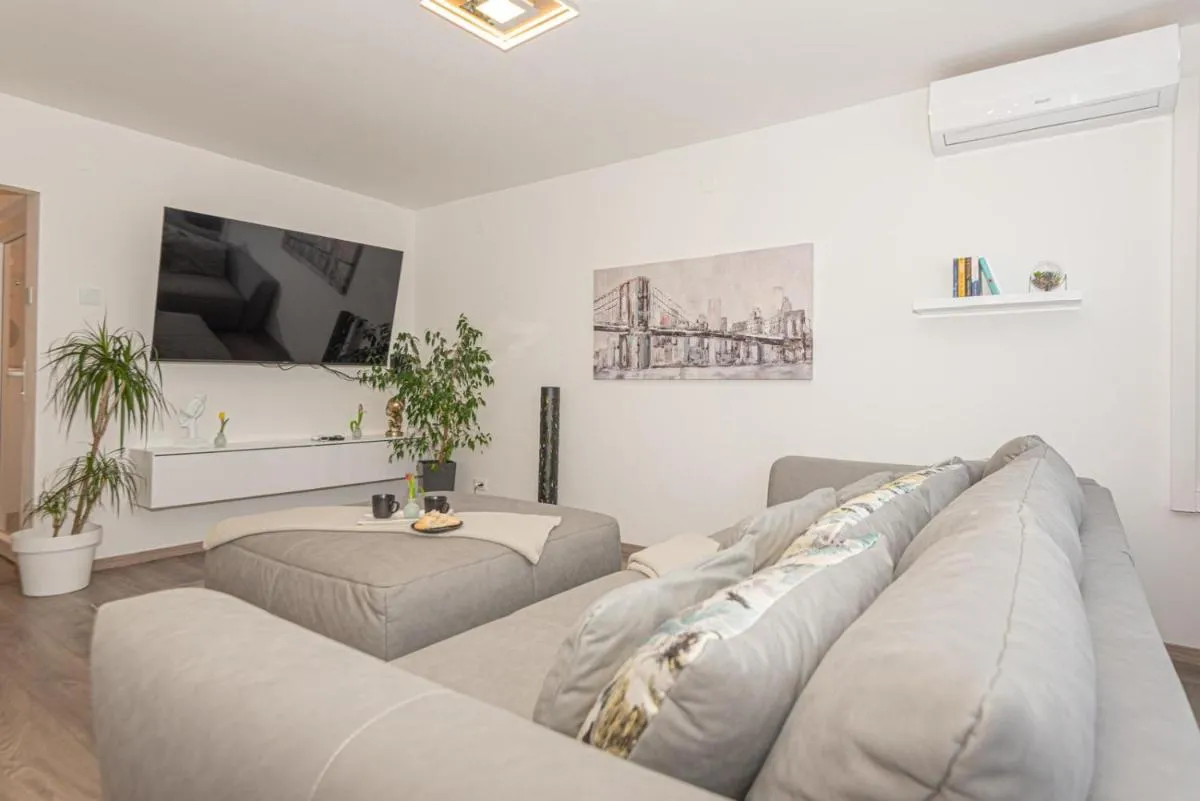Image 4 of Apartman Holiday