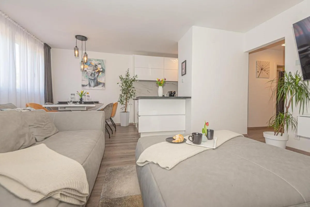 Image 5 of Apartman Holiday