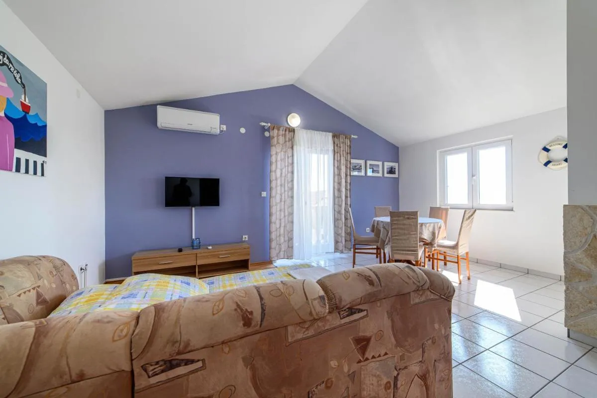 Image 4 of Apartman More