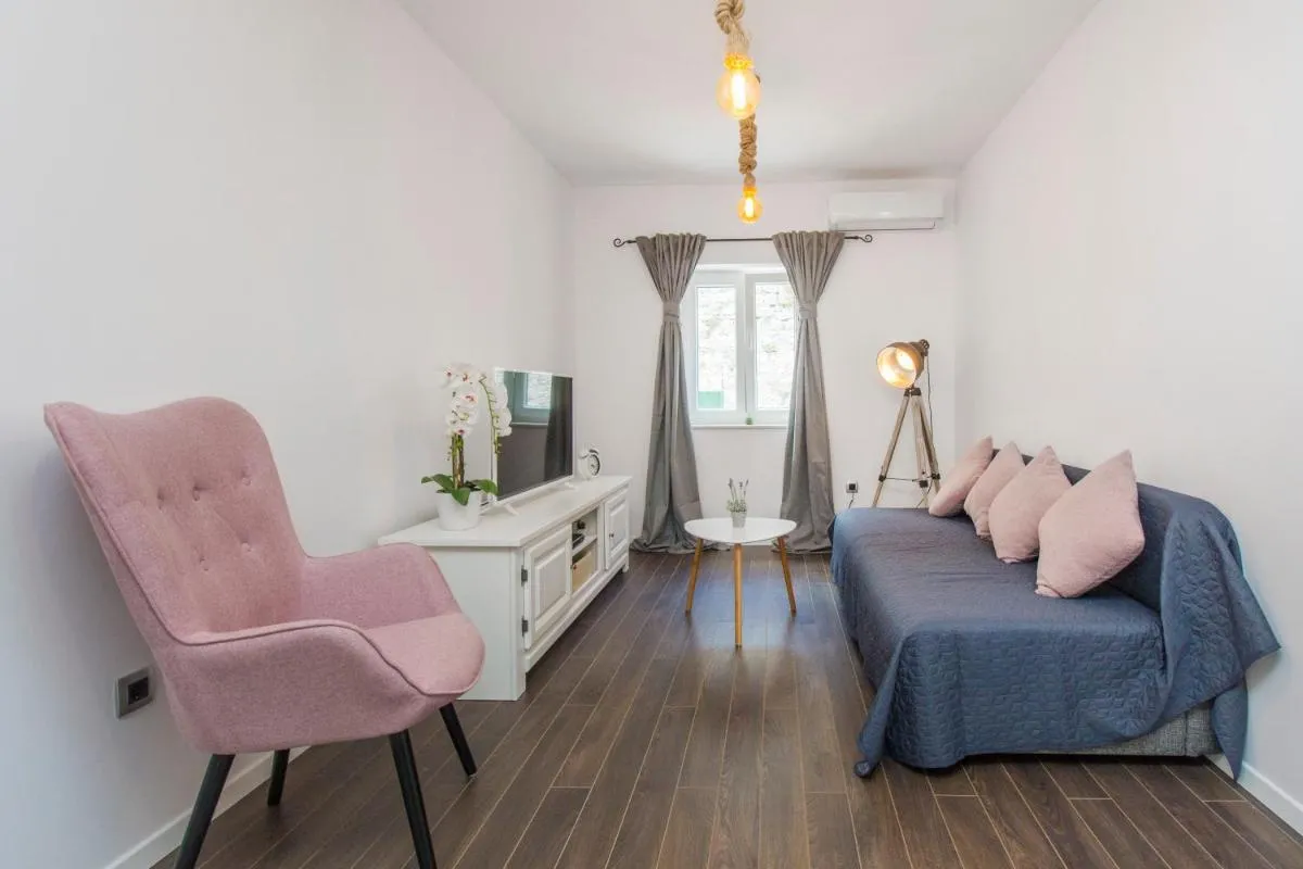 Image 1 of Apartmani Bedem