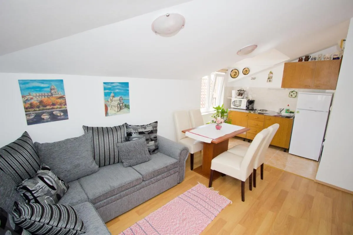 Image 2 of Apartment Bucevic