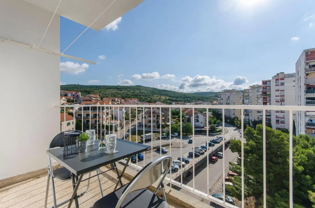 Image 5 of Apartment Calimero