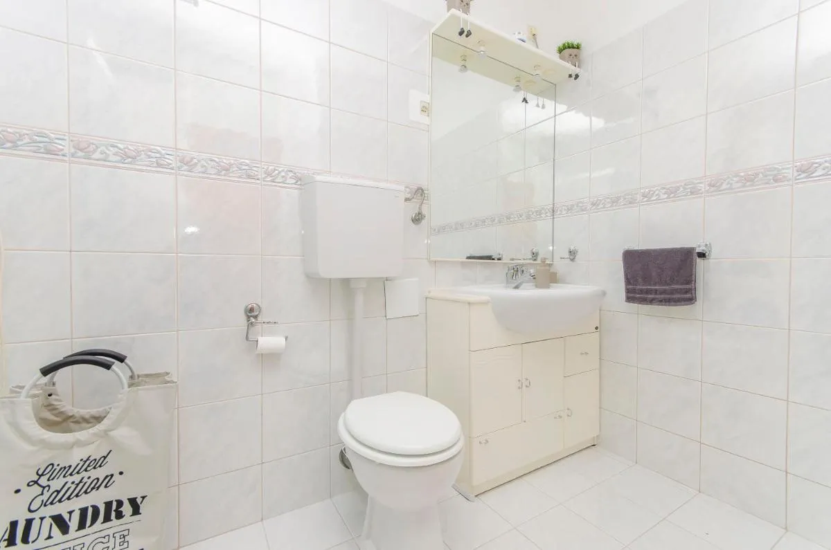 Image 2 of Apartment Calimero