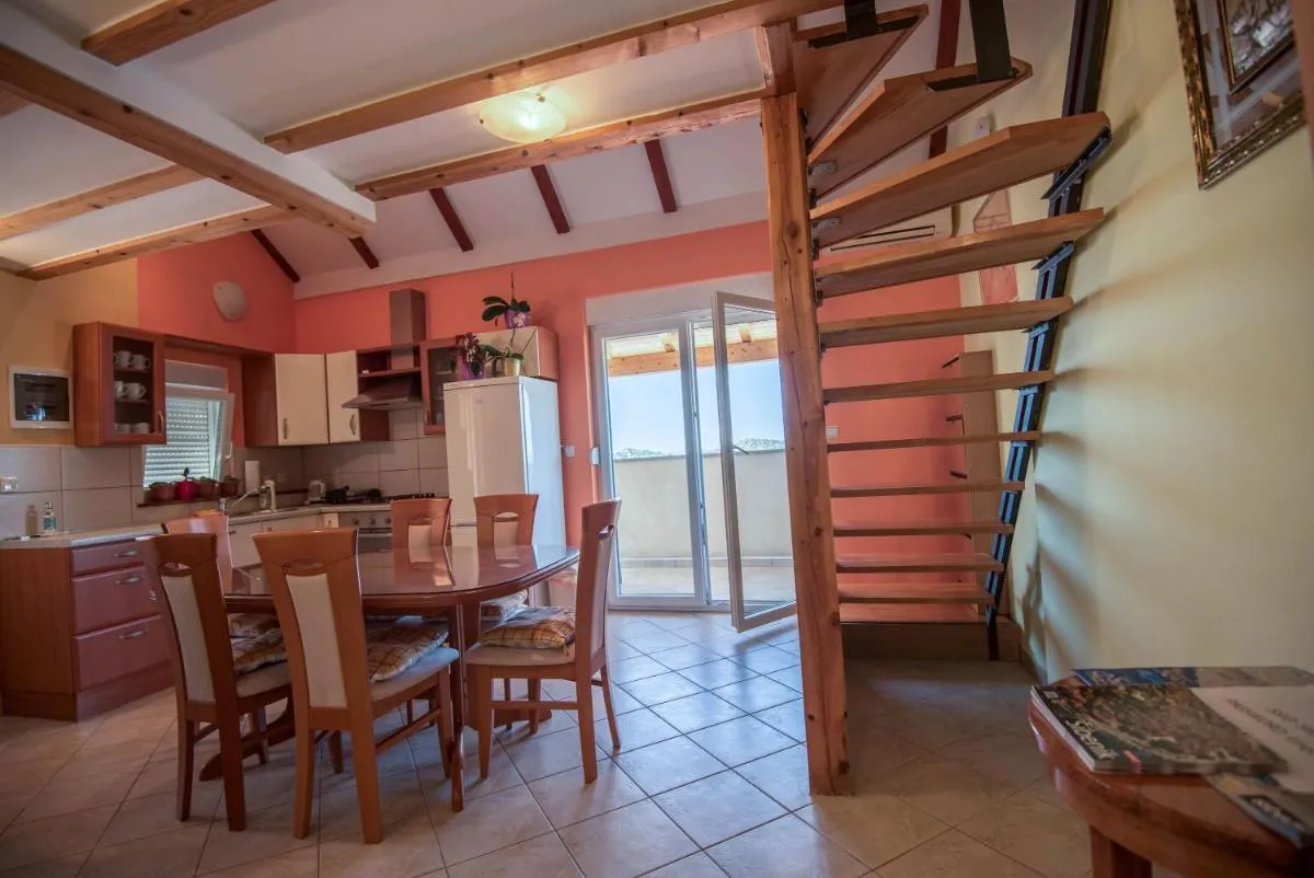 Image 3 of Apartment Jany