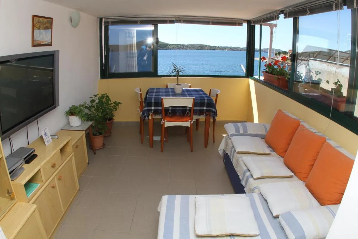 Image 4 of Apartment Jela