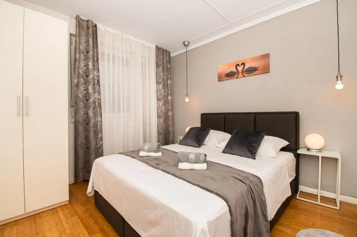 Image 1 of Apartment Only love