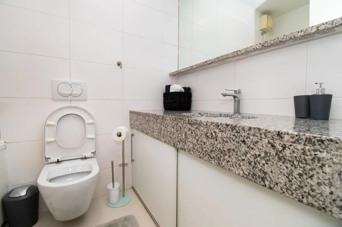 Image 2 of Apartment Only love