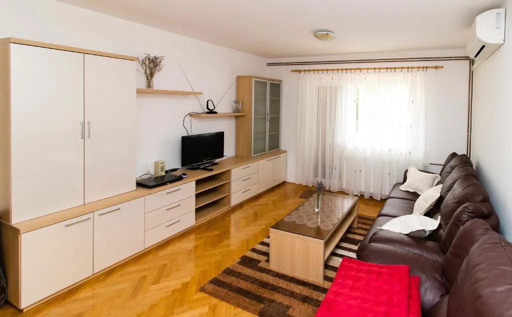 Image of Apartment Peran