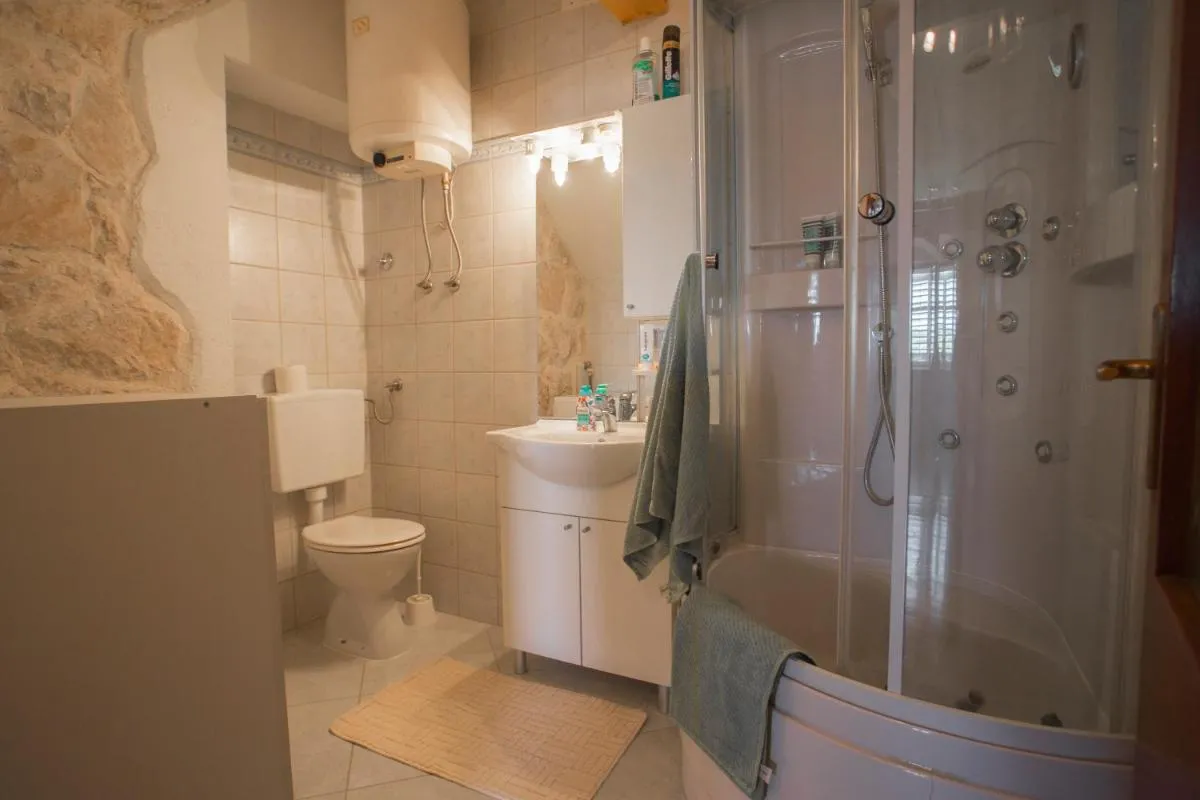 Image 2 of Apartment Riva