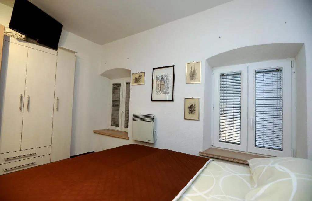 Image of Apartment Secret life