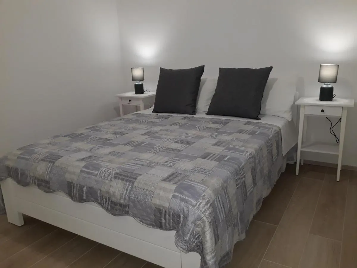 Image 1 of Apartment Star Danica***